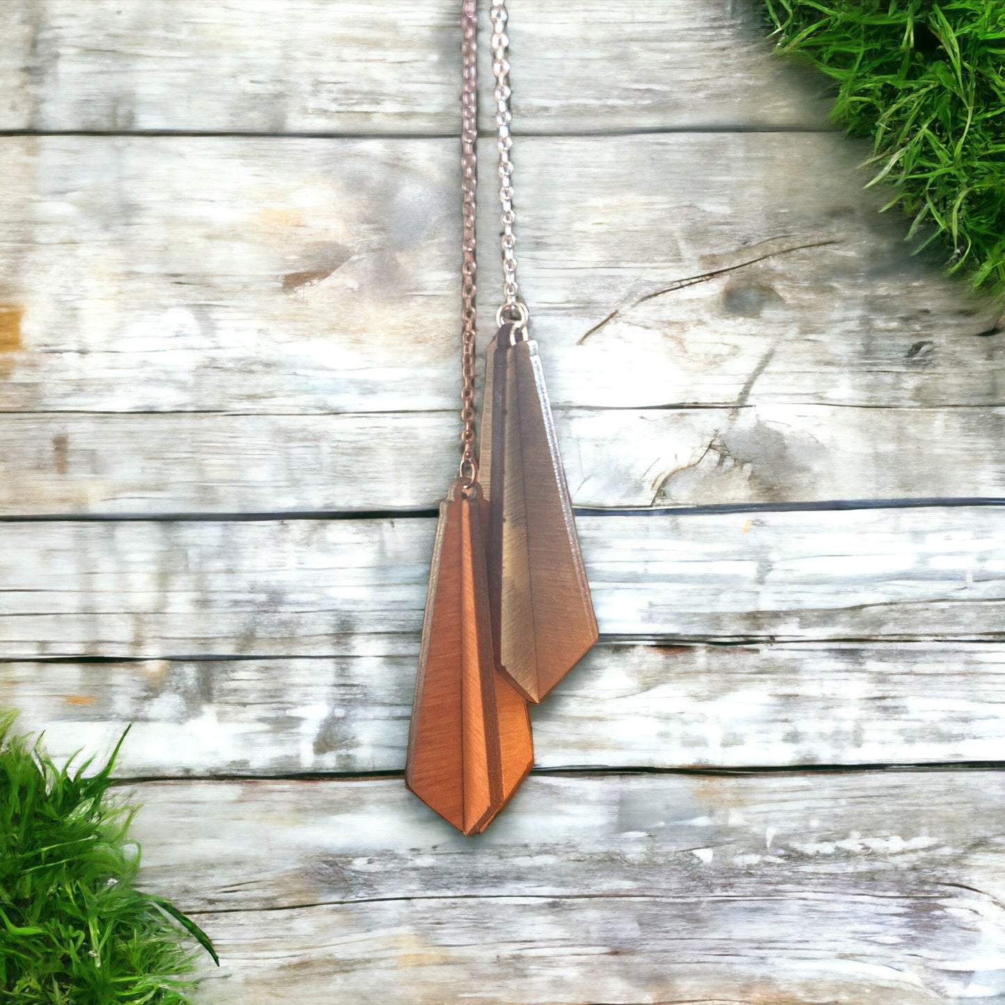 Custom Wooden Pendulum: Pendulum Customizable, Triangle Shaped Pendulum, Wood Divination Pendulums, Altar Tools, Witchy Gifts, Pagan Gifts