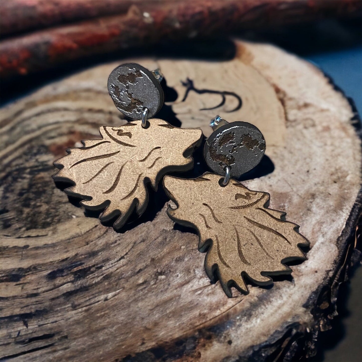 Howling At The Moon Wooden Earrings : Dark Forest Vibes - Full Moon Jewelry - Wooden Jewelry - Halloween Décor - Wolf & Moons - Stud Earring
